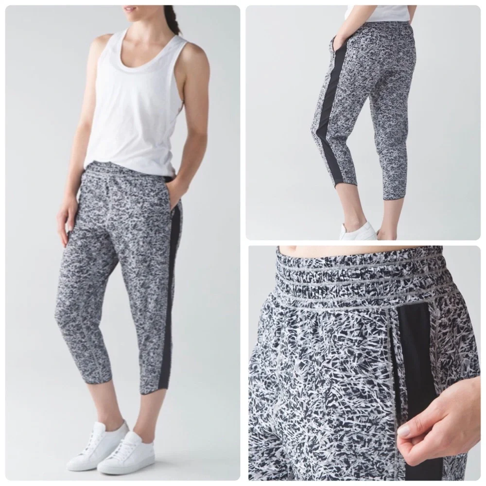 Lululemon For Love Crop Mini Ripple White Seal‎